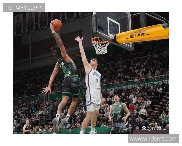 足球明星的篮球潜力探秘谁能在场上扣篮 足球明星的篮球潜力探秘谁能在场上扣篮