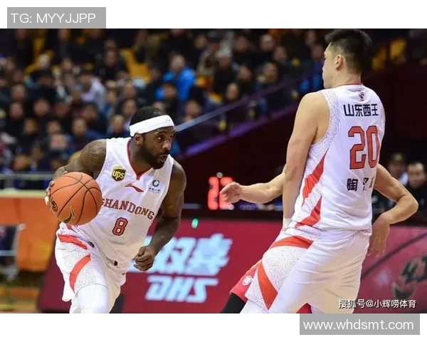 重庆羽毛球队在世锦赛积分榜上以63分稳居第一，展现强劲实力